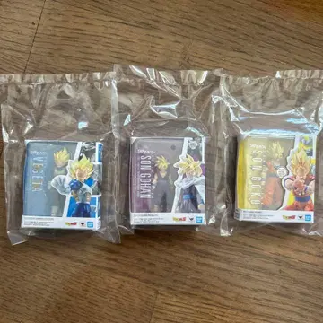 드래곤볼 S.H.Figuarts 3체 세트