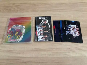 WEST. 스티커 덤 포함