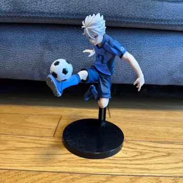 블루 록 Nagi 7 축구 피규어