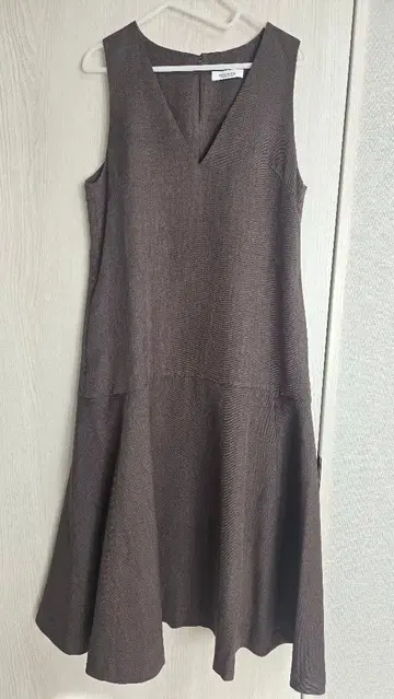 원피스 어반 리서치 서니 라벨