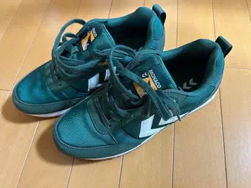 hummel 모나코 스니커즈 25.5cm 박스 있음