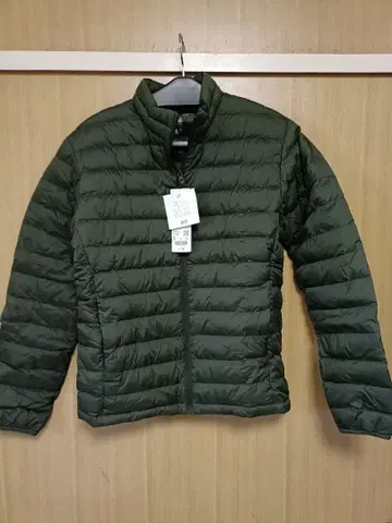유니클로 울트라 라이트 다운 다운 재킷 S 올리브