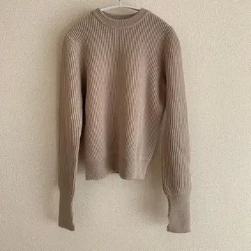 스터닝 루어 손가락 구멍 포함 두꺼운 원단 니트 베이지 계열