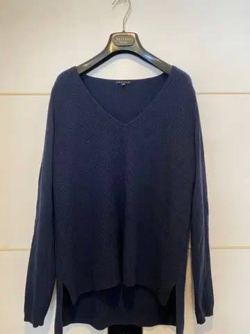 theory 네이비 V넥 스웨터 S