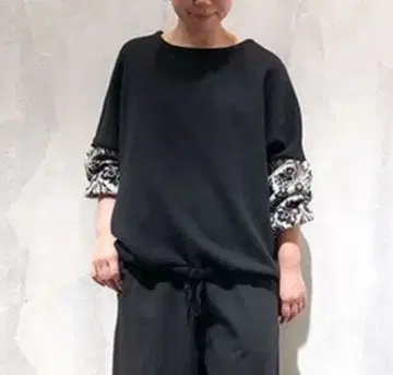 비어즐리 소매 자카드 풀오버 꽃무늬 소매 캐주얼 긴팔 상의