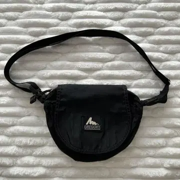 GREGORY 블랙 숄더백