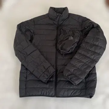 미사용급 UNIQLO 유니클로 울트라 라이트 다운 자켓 M 블랙