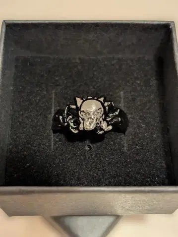 [ 미사용 새상품 ] 포켓몬 겐가 링 반지 블랙 실버