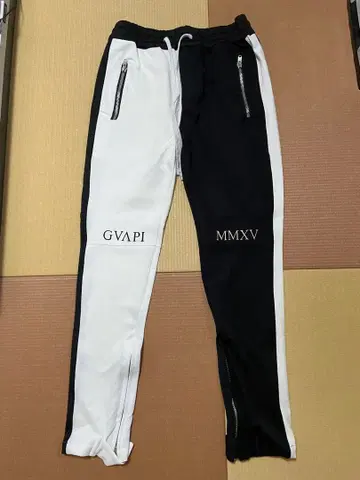 GVAPI 조거 팬츠 화이트 블랙 34