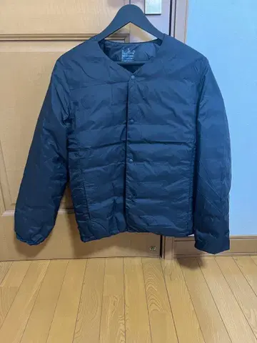 무인양품 경량 다운 포켓터블 노카라 자켓 M 블랙