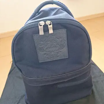 오로비안코 네이비