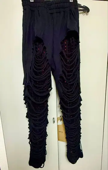 tenderperson 블랙 스웨트 팬츠