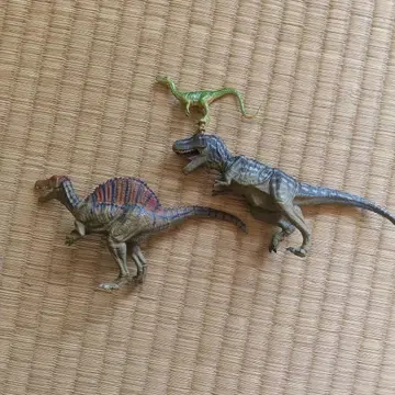 [레어] 쥬라기 공원 공룡 피규어 3개 세트 (받침대 없음)