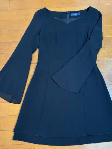 ROPE 블랙 플레어 슬리브 원피스 9호