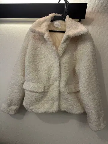 프레이 아이디 화이트 보아 자켓 코트 [미사용 새상품]