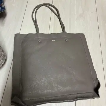 BEAURE 그레이 가죽 토트백