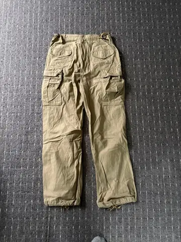 AVIREX 카고 팬츠 M 사이즈 카키