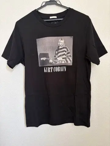 NIRVANA Kurt Cobain 티셔츠 블랙