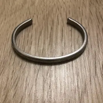 심플 뱅글 안지름 6.5cm 일본제 스탬프워크 마름모 인디언