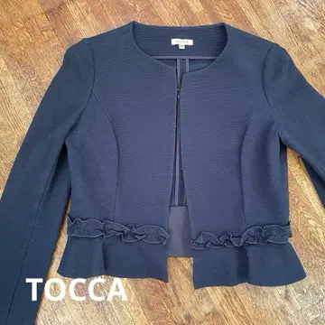 TOCCA 프릴 네이비 노카라 자켓