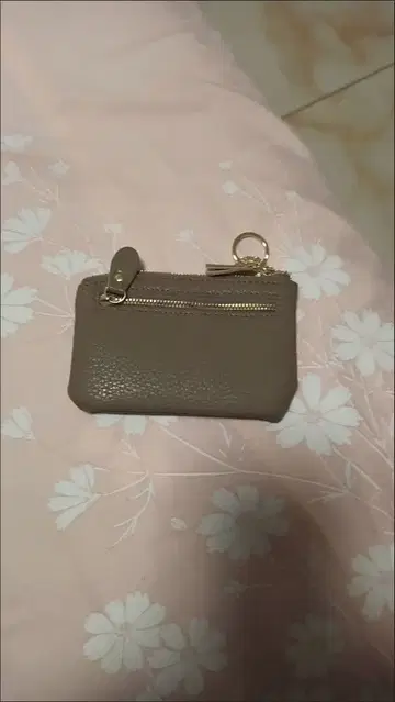 베이지 가죽 코인 케이스