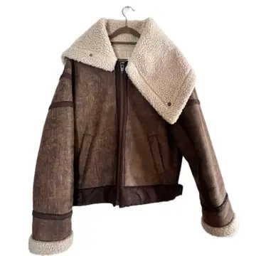 브라운 무스탕 코트 후드 부착