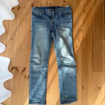 A.P.C. PETIT NEW STANDARD 28