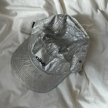나이키 실버 캡