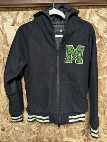 매지컬 모쉬 미스핏츠 바시티 자켓 S