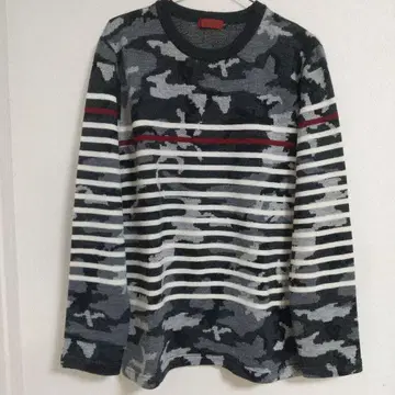 YUMPS 카모플라쥬 스트라이프 니트 스웨터 48