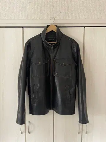 Decoded 블랙 가죽 자켓 L 사이즈