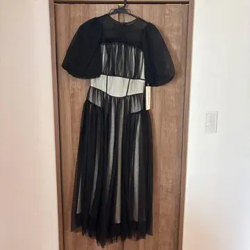 [ 미사용 새상품 ] LiLy Brown 드레스