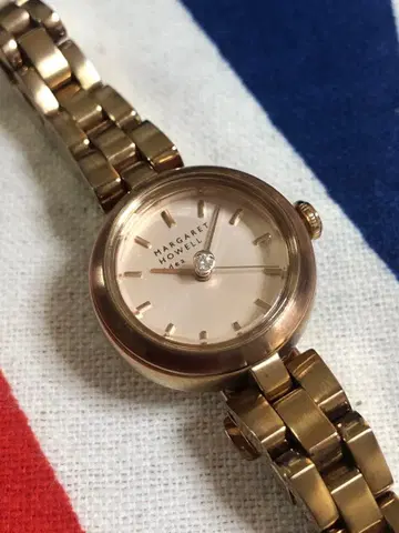 MARGARETHOWELL 새상품급! 여성용 시계 배터리 교환 완료