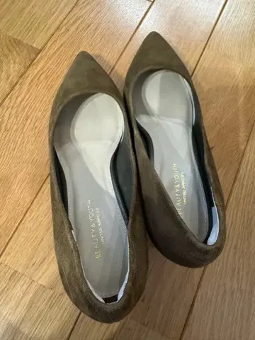 BEAUTY & YOUTH 하이힐