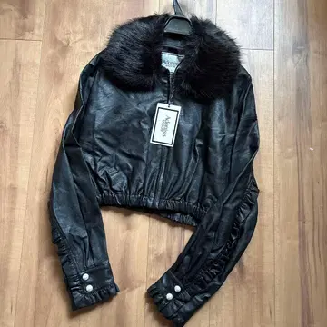 새상품 아도니시스 정가 5만 8300엔 자켓 퍼 포함 스콧 클럽