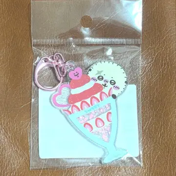 치이카와 랏코의 샤카샤카 키링 (딸기 파르페)