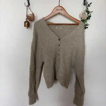 Bab 베이지 V넥 니트 가디건