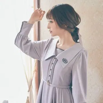 오후를 힘차게 장식하는 리본 머리핀