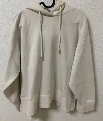 베이지 후드 맨투맨