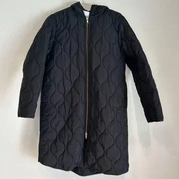 Emma Taylor 미실루엣 후드 부착 퀼팅 자켓