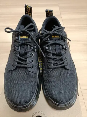 Dr. Martens TARIK LO UK7 닥터마틴