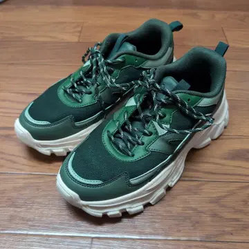 ORTR 그린 통굽 스니커즈