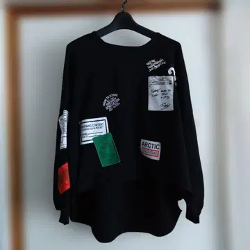 스콧 클럽 오버 사이즈 블랙 와펜 긴팔 스웨터 F