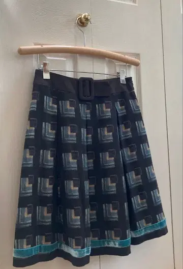 M'S GRACY 플레어 스커트 38 사이즈