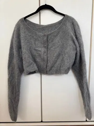 새상품급 그레이 크롭 가디건