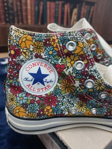 CONVERSE 올스타 꽃무늬 하이컷 24.5 여성용 남성용