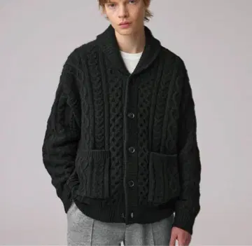 GU ENGINEERED GARMENTS 케이블 숄카라 가디건