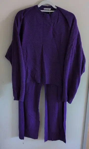 새상품 lephil 보라색 니트, 가디건 세트 F