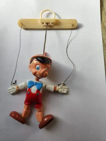 디즈니 피노키오 마리오네트