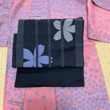 워셔블 기모노, 핑크 벚꽃, 블랙 벚꽃 오비 세트